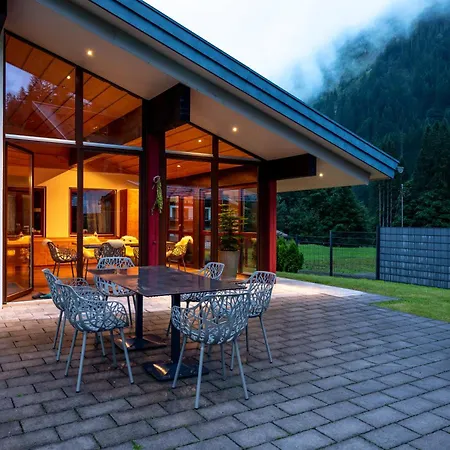 Hubertus Gartenlodge Mittelberg